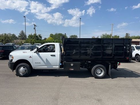 New 2022 RAM 3500 Tradesman image 7