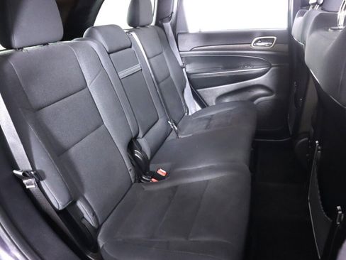 Used 2015 Jeep Grand Cherokee Laredo w/ Quick Order Package 23E AWD/4WD image 36