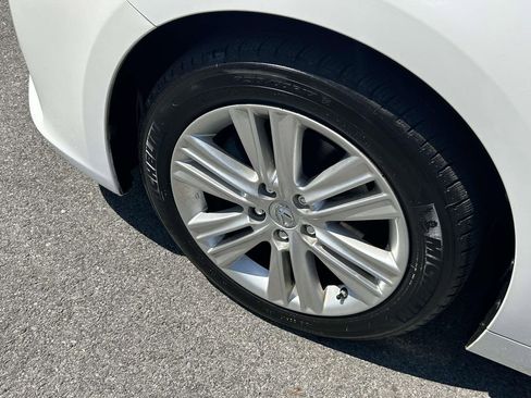 Used 2015 Lexus ES 350 FWD image 9