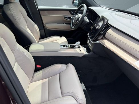 New 2026 Volvo XC90 B6 Ultra w/ Protection Package AWD/4WD image 23