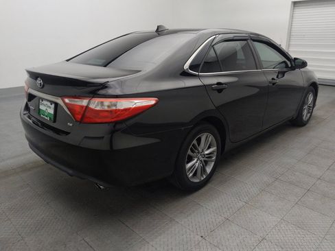 Used 2015 Toyota Camry SE image 9
