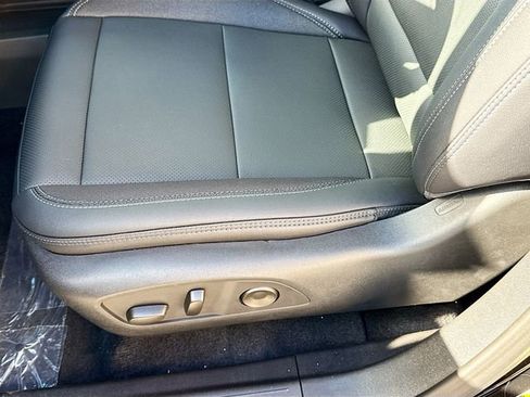 New 2026 Chevrolet Equinox EV LT FWD image 20