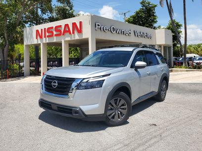 Certified 2024 Nissan Pathfinder SV
