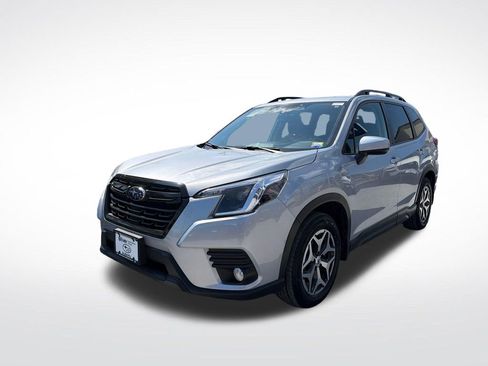 Certified 2023 Subaru Forester Premium AWD/4WD image 7