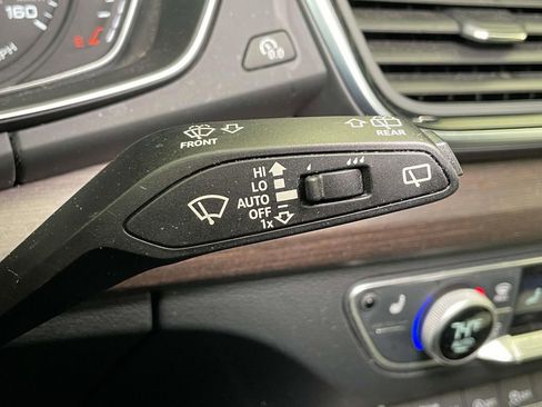 Certified 2023 Audi Q5 2.0T Premium w/ Convenience Package image 41