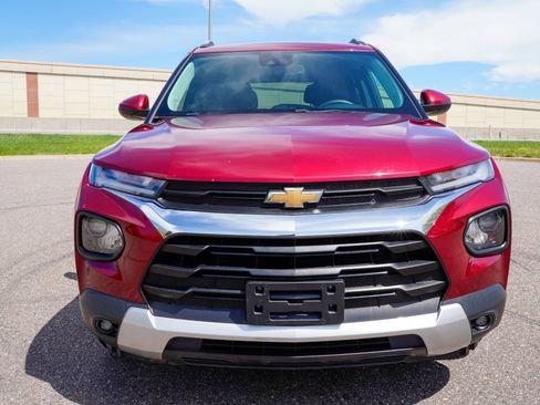 Used 2023 Chevrolet TrailBlazer LT w/ Convenience Package AWD/4WD image 9