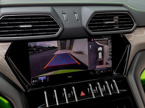 Used 2023 Lamborghini Urus S image 18