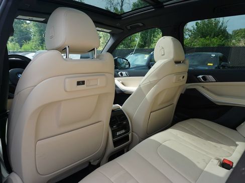 Used 2022 BMW X5 sDrive40i w/ M Sport Package RWD image 26