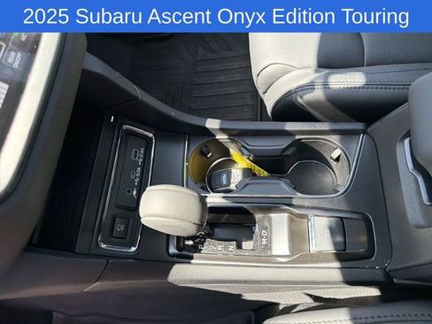 Certified 2025 Subaru Ascent Bronze Edition w/ Onyx Package AWD/4WD image 27