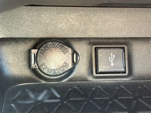 Certified 2021 Toyota RAV4 XLE Premium image 21