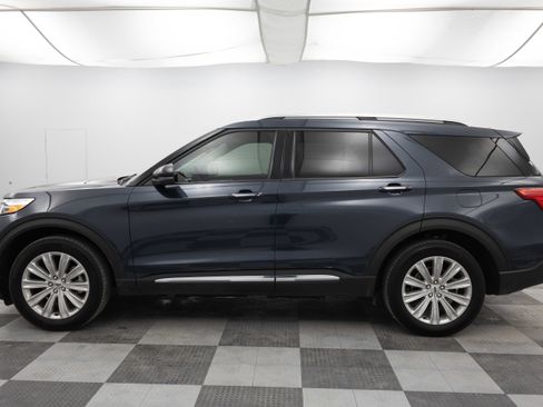 Used 2023 Ford Explorer Limited w/ Equipment Group 301A image 8