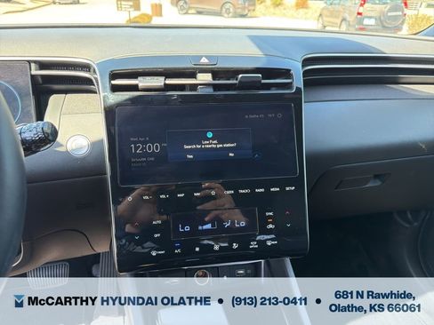 Certified 2024 Hyundai Santa Cruz Limited AWD/4WD image 8