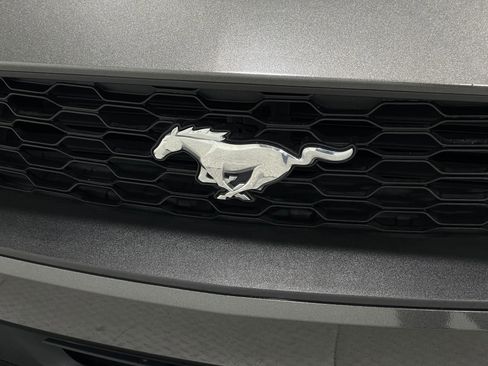 Used 2018 Ford Mustang Premium image 36