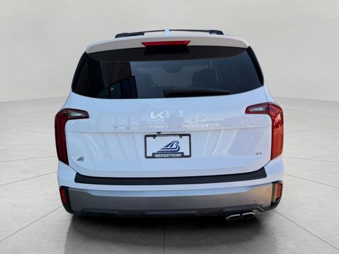 Used 2025 Kia Telluride S image 10