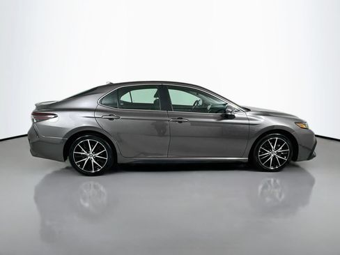 Used 2023 Toyota Camry SE w/ Convenience Package FWD image 8
