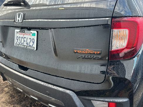 Used 2025 Honda Passport TrailSport image 4
