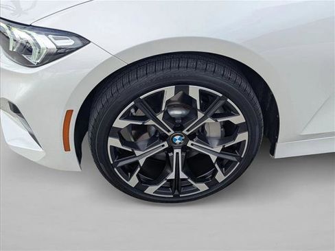 Certified 2025 BMW 330i Sedan w/ Convenience Package image 25