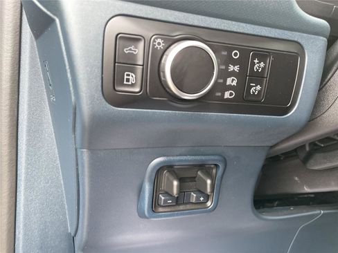 Used 2025 Ford Maverick Lariat w/ 4K Tow Package image 30