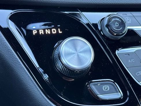 New 2025 Chrysler Voyager LX image 22