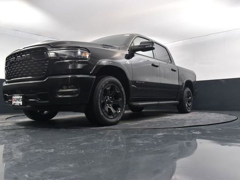 New 2026 RAM 1500 4x4 Crew Cab image 46