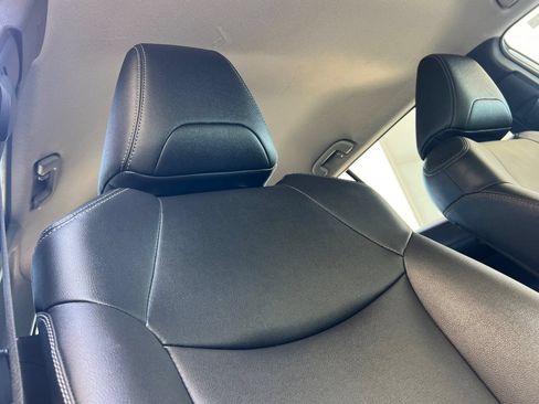 Certified 2023 Toyota Corolla Cross XLE FWD image 17