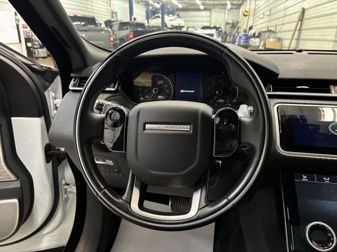 Used 2020 Land Rover Range Rover Velar R-Dynamic S image 13