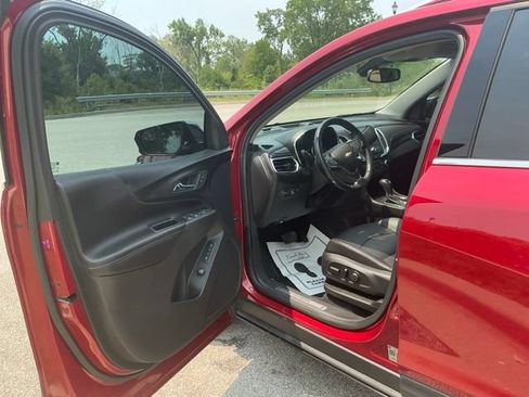 Used 2020 Chevrolet Equinox Premier AWD/4WD image 15