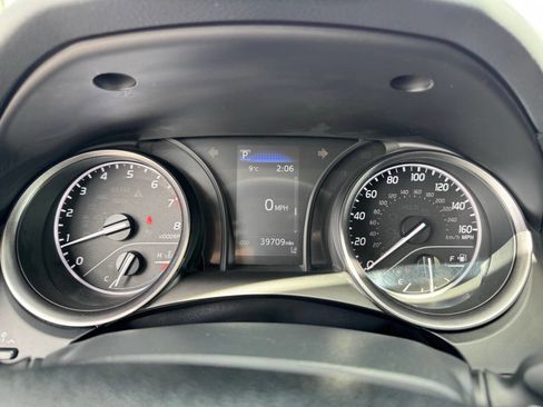 Used 2024 Toyota Camry SE FWD image 20