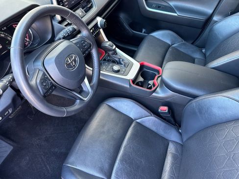 Used 2020 Toyota RAV4 TRD Off-Road w/ TRD Off-Road Weather Package AWD/4WD image 4