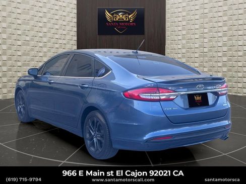 Used 2018 Ford Fusion SE w/ Equipment Group 201A image 4