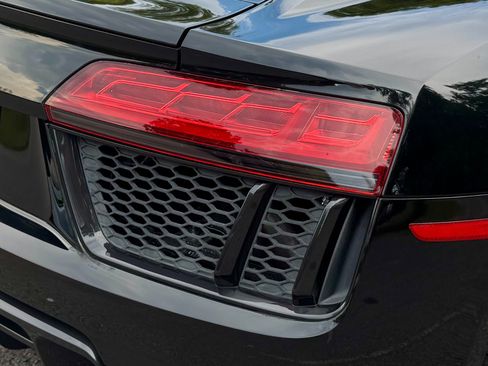 Used 2018 Audi R8 V10 image 67