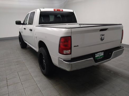 Used 2022 RAM 1500 Classic SLT RWD image 5