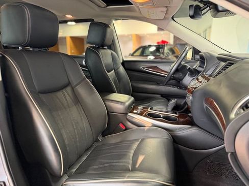 Used 2019 INFINITI QX60 Luxe w/ Sensory Package AWD/4WD image 24