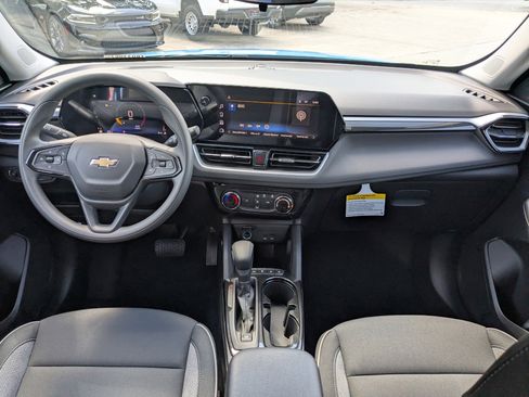 New 2026 Chevrolet TrailBlazer LT FWD image 9