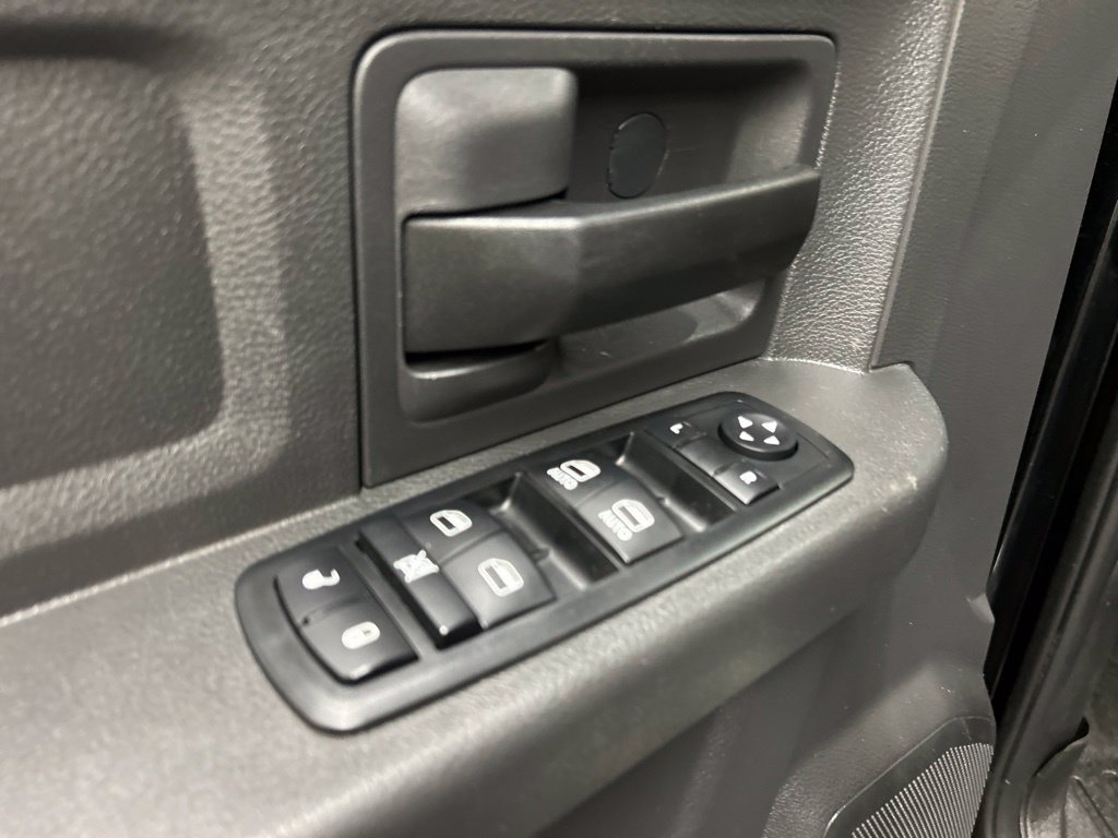 Used 2012 RAM 1500 Express AWD/4WD image 26