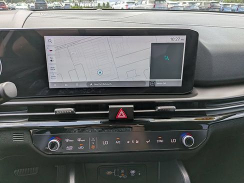 Certified 2026 Kia Sportage SX FWD image 24