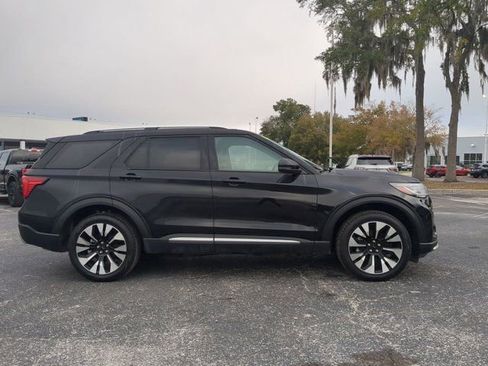 Used 2025 Ford Explorer Platinum w/ LUX Leather Package image 3