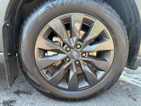Used 2025 Subaru Outback Onyx Edition XT w/ Tech Package 3 AWD/4WD image 26