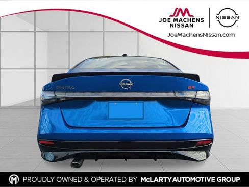 New 2026 Nissan Sentra SR w/ Floor Mat Package FWD image 5