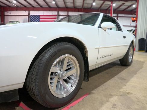 Used 1991 Pontiac Firebird Formula image 33