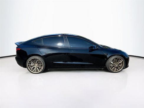 Used 2020 Tesla Model 3 Standard Range image 8