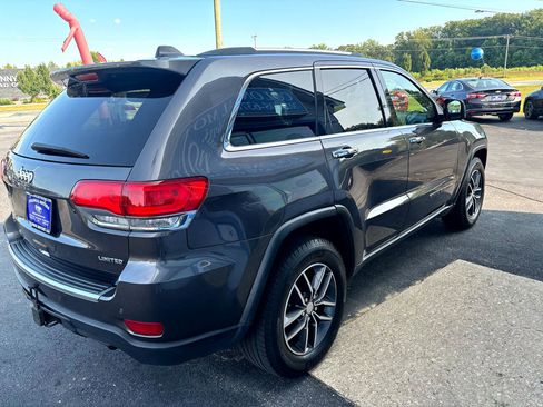 Used 2018 Jeep Grand Cherokee Limited w/ Trailer Tow Group IV image 5