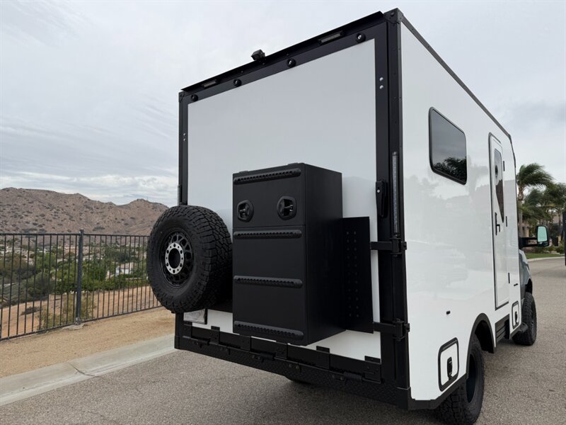 Used 2024 Mercedes-Benz Sprinter 3500 image 5