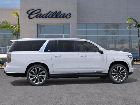 New 2026 Cadillac Escalade ESV Luxury w/ Touring Package AWD/4WD image 5