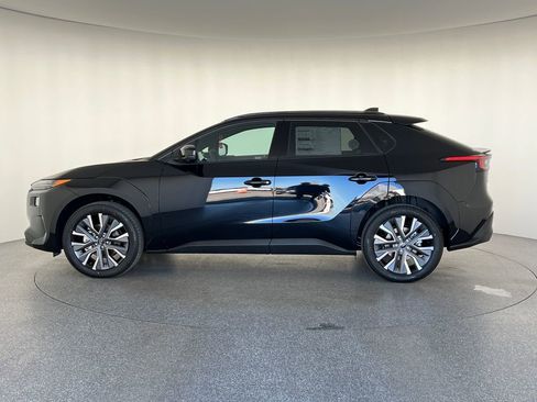 New 2026 Subaru Solterra image 8