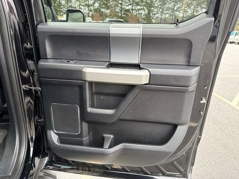 Used 2017 Ford F150 Lariat image 16