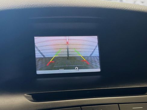 Used 2016 Ford Focus SE FWD image 16