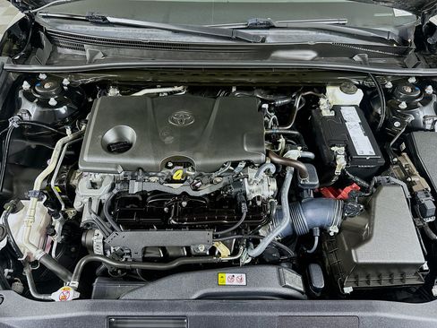 Used 2024 Toyota Camry SE FWD image 32