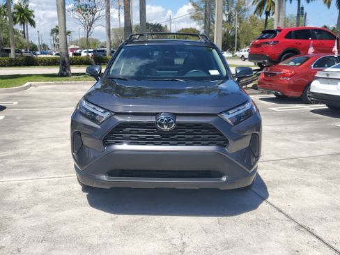 Certified 2025 Toyota RAV4 XLE w/ Convenience Package FWD image 8