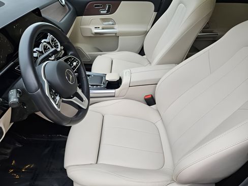 Certified 2023 Mercedes-Benz GLA 250 4MATIC image 6